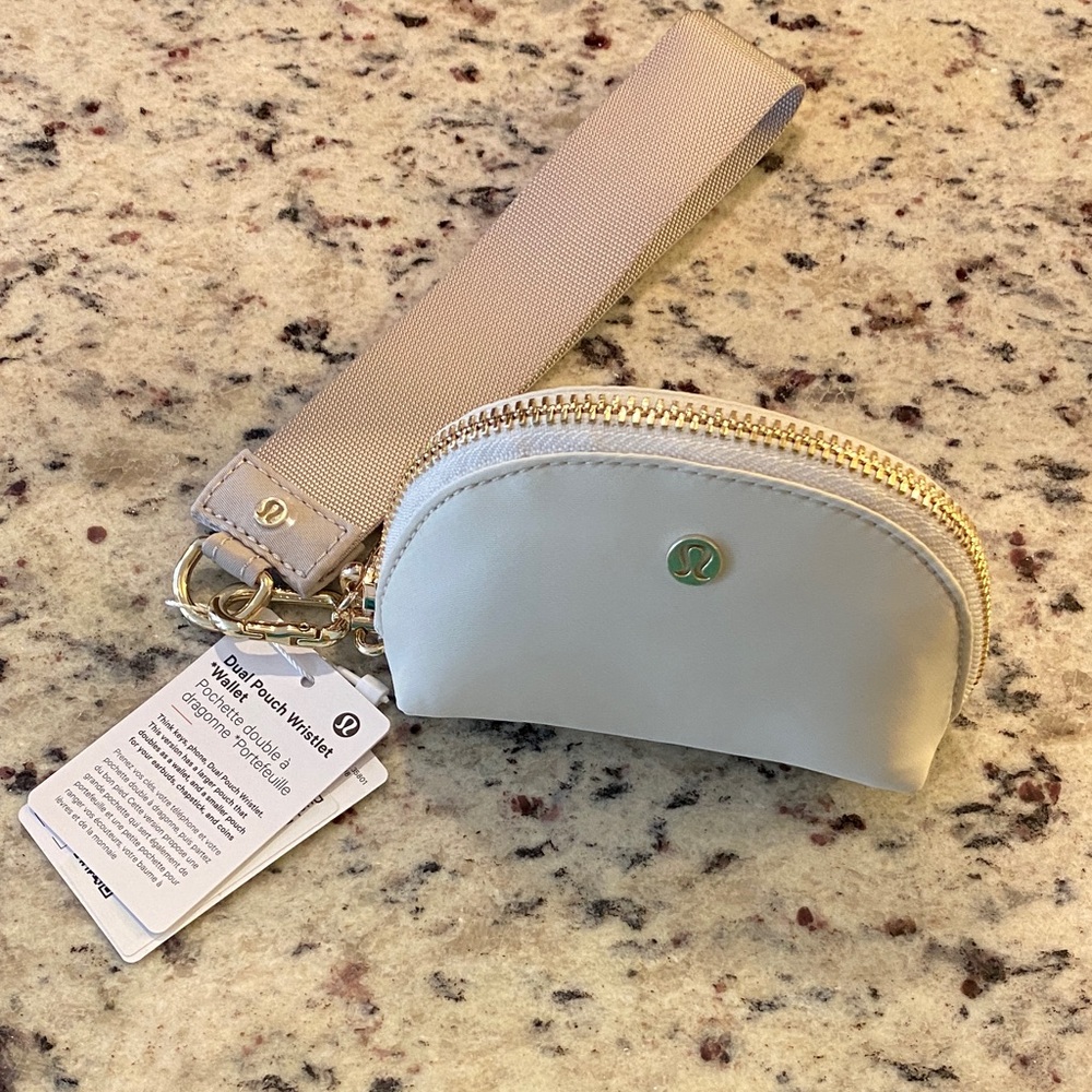 Lululemon Pouch Wristlet
